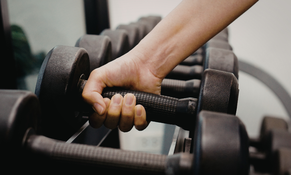 マウスピース矯正 筋トレ 食いしばり アイキャッチ