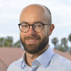 STF - Faculty - Markus Pelger