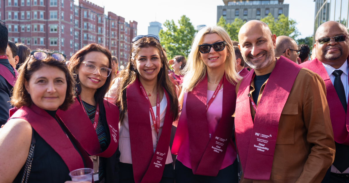 Join a global cohort during the immersion weeks image - 3