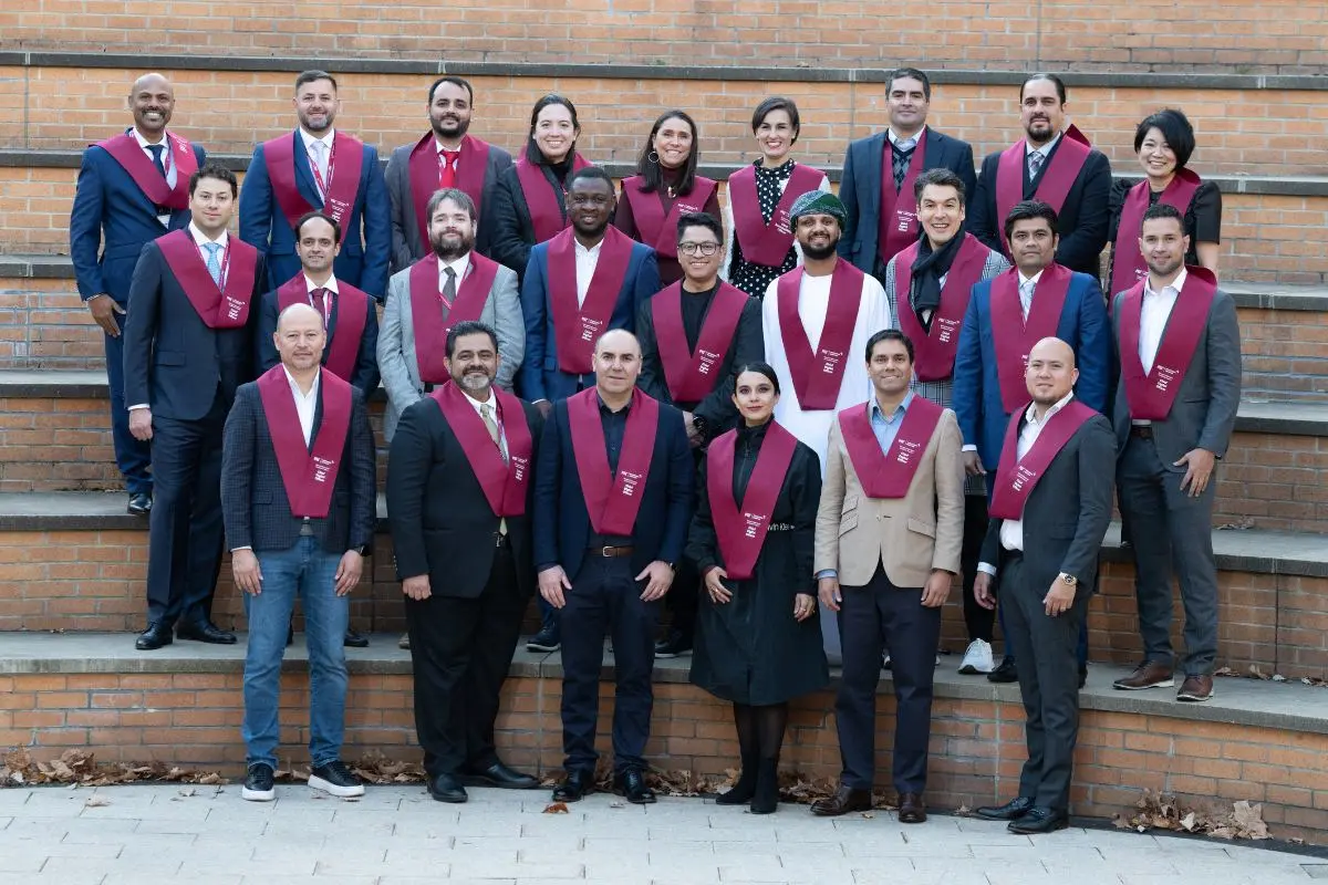 Join a global cohort during the immersion weeks image - 3