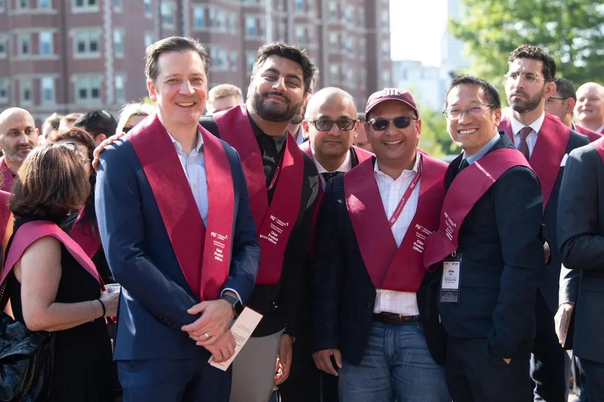 Join a global cohort during the immersion weeks image - 2