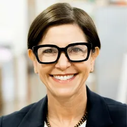 STF Faculty Lisa Kay Solomon 