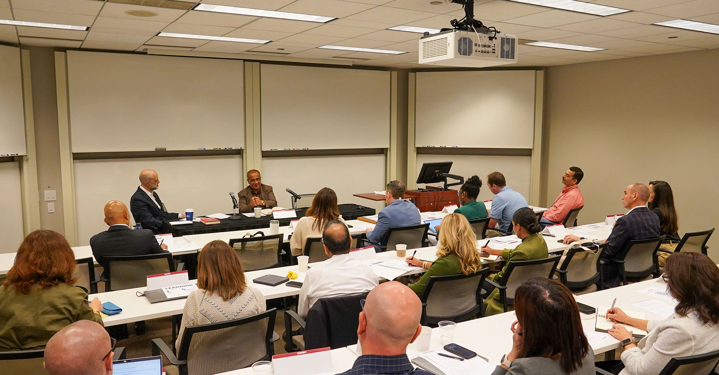 Join a global cohort during the immersion weeks image - 3