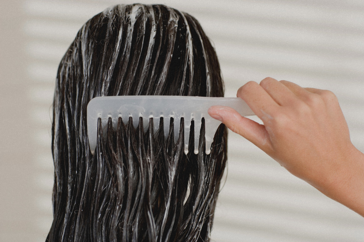 5 Tips for Moisturizing Dry Hair