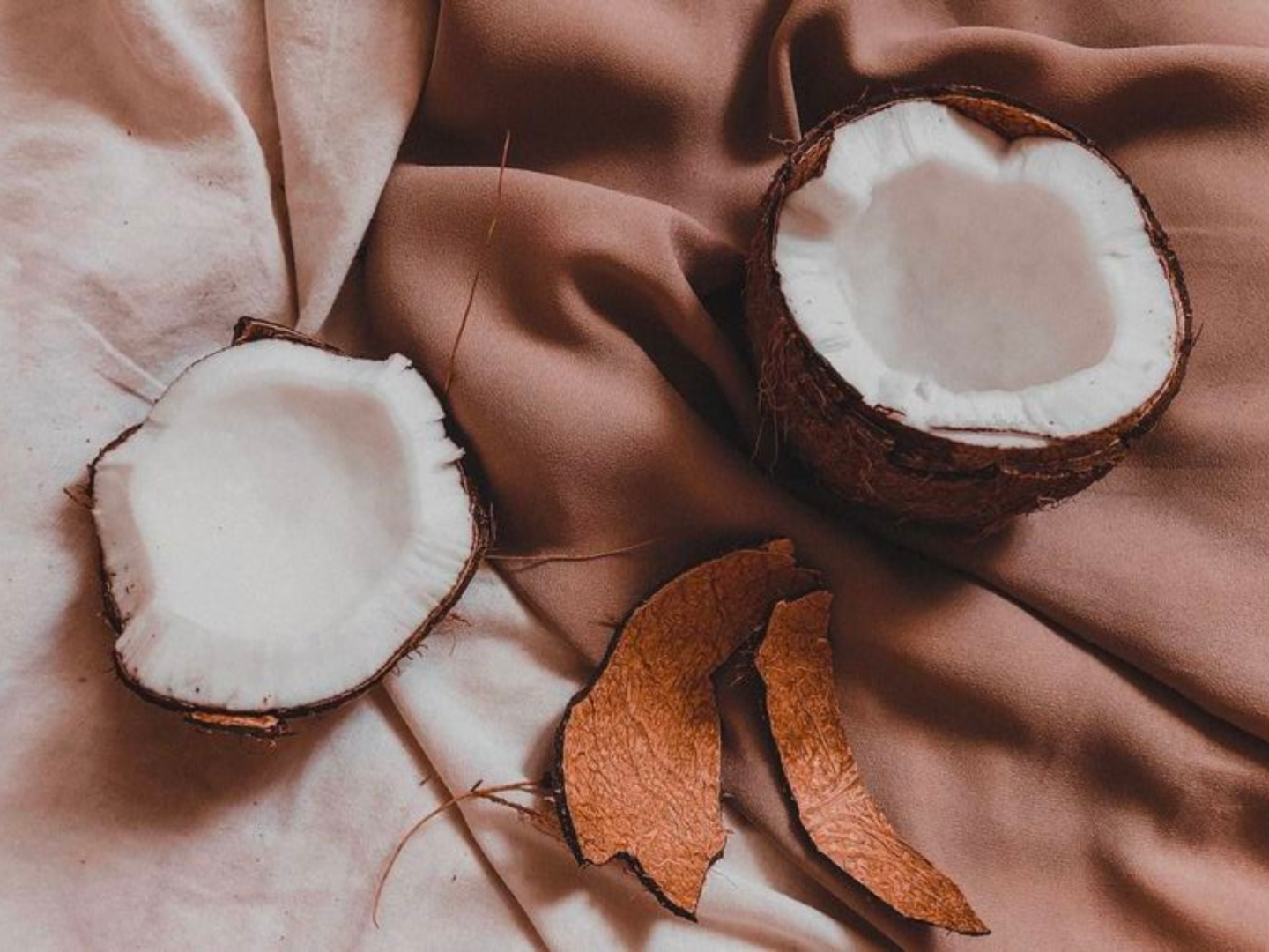 Coconut Oil For Dandruff? What The Science Really Says