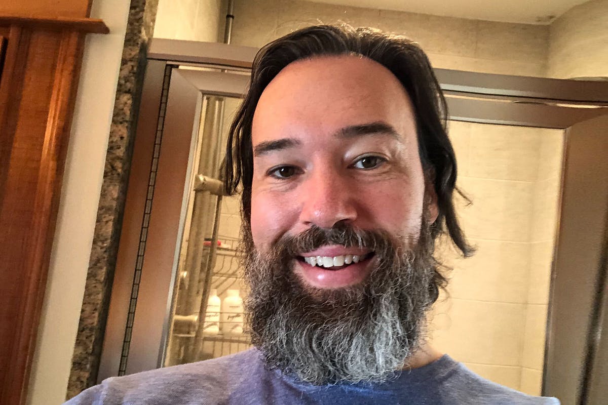 Beard Dandruff How to Treat Flaky Facial Hair