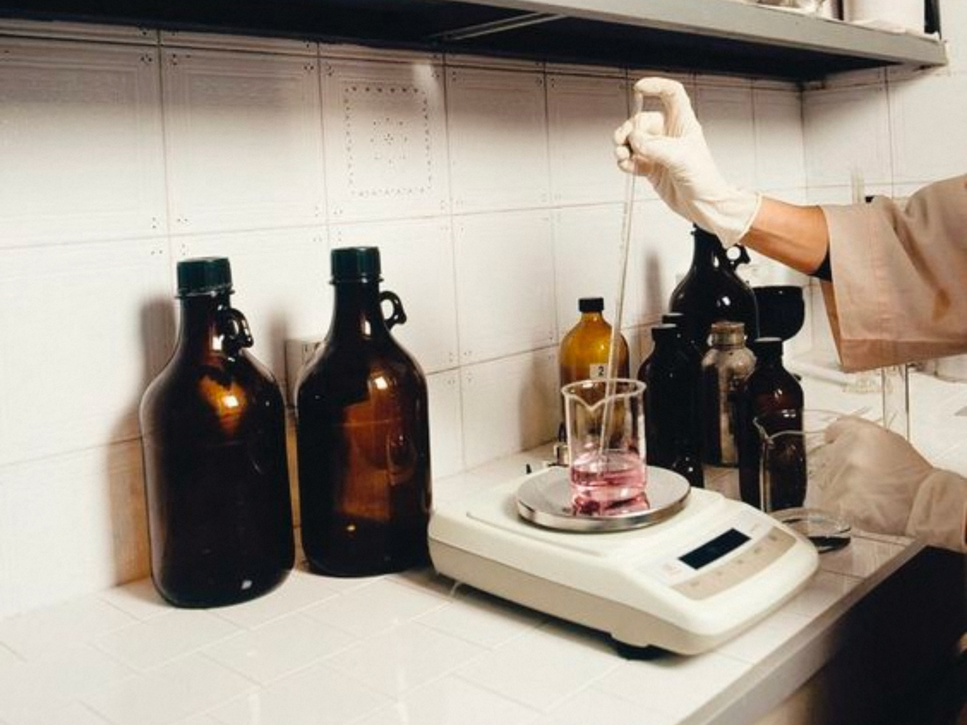 What Is the pH of Your Hair and Is It Important? Jupiter