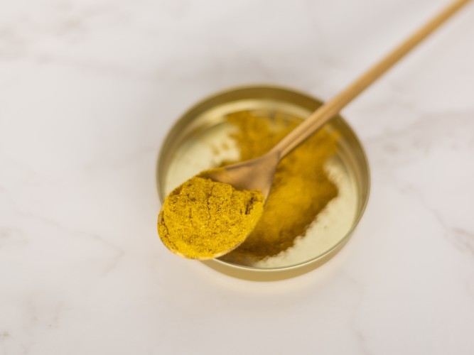 Turmeric for Hair: 5 Proven Benefits