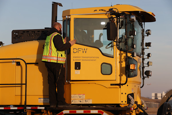 DFW Airport Prepares for Winter Weather