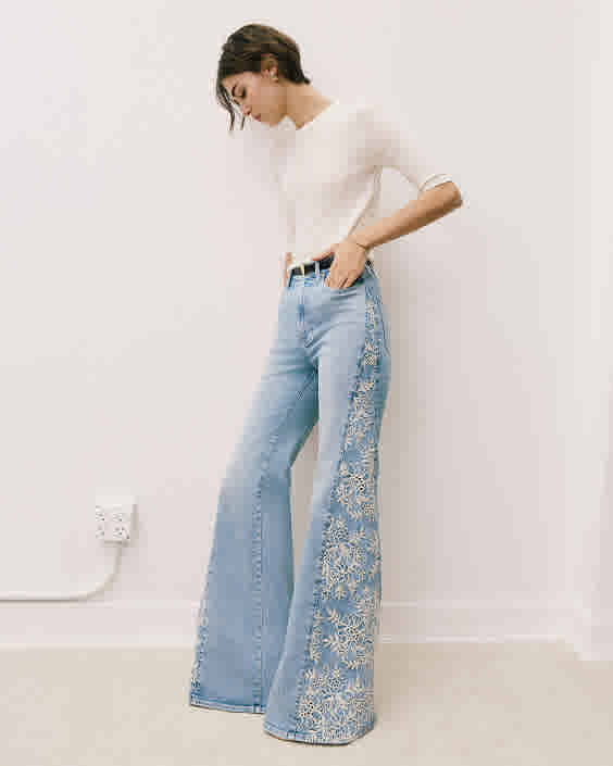  Embellished Jeans