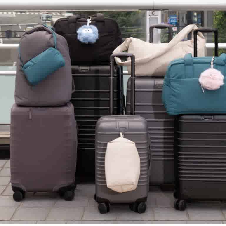 BÉIS Air Collection