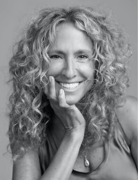 Cinq à Sept founder Jane Siskin