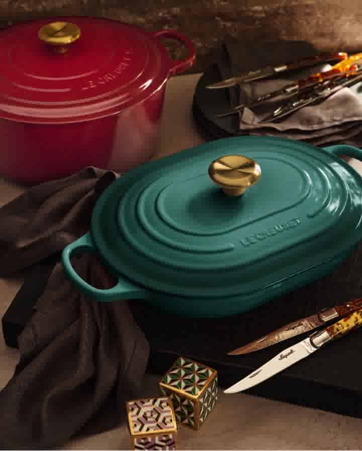 New Fall LC promo Oval Cast Iron, 7.25-Quart Signature Round Dutch Oven​,  Steak Knives S/6,  Versailles S&P