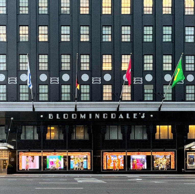 Bloomingdale's #1 - The Tutu Project