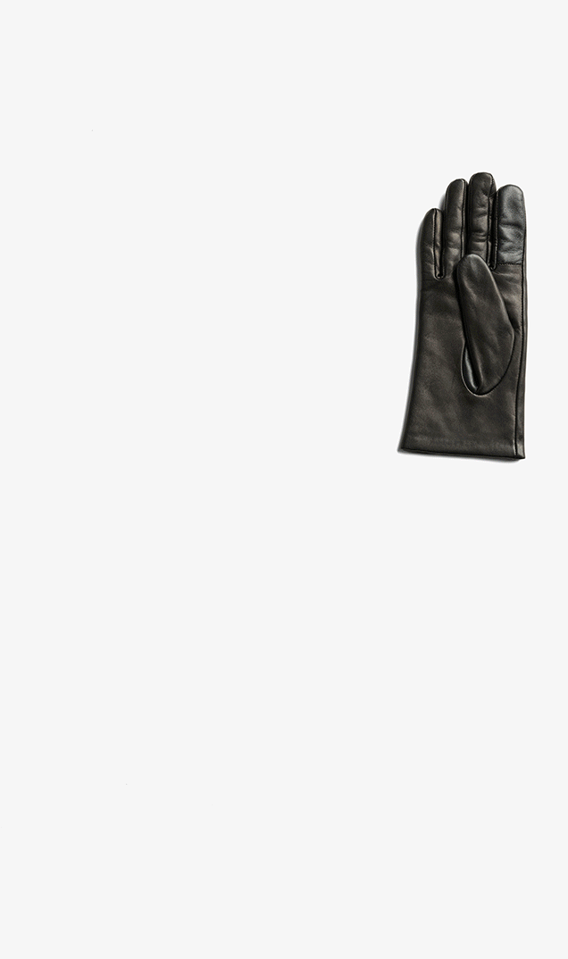Bloomingdale’s Women's cashmere-lined leather gloves