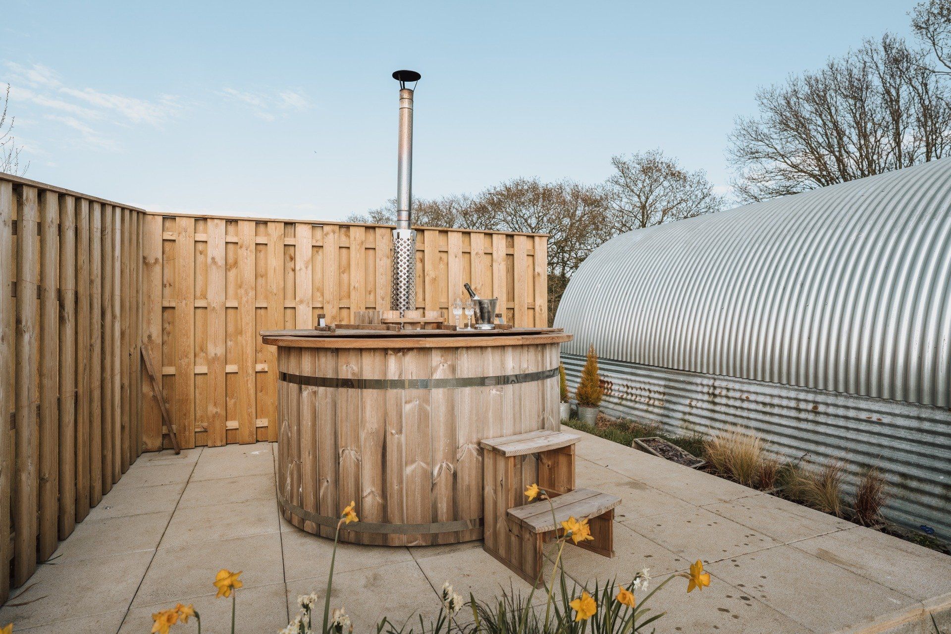 Picture of the ark hot tub on pallance road