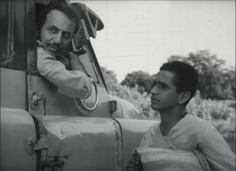 Dec21 BADNAM BASTI PresentPast1