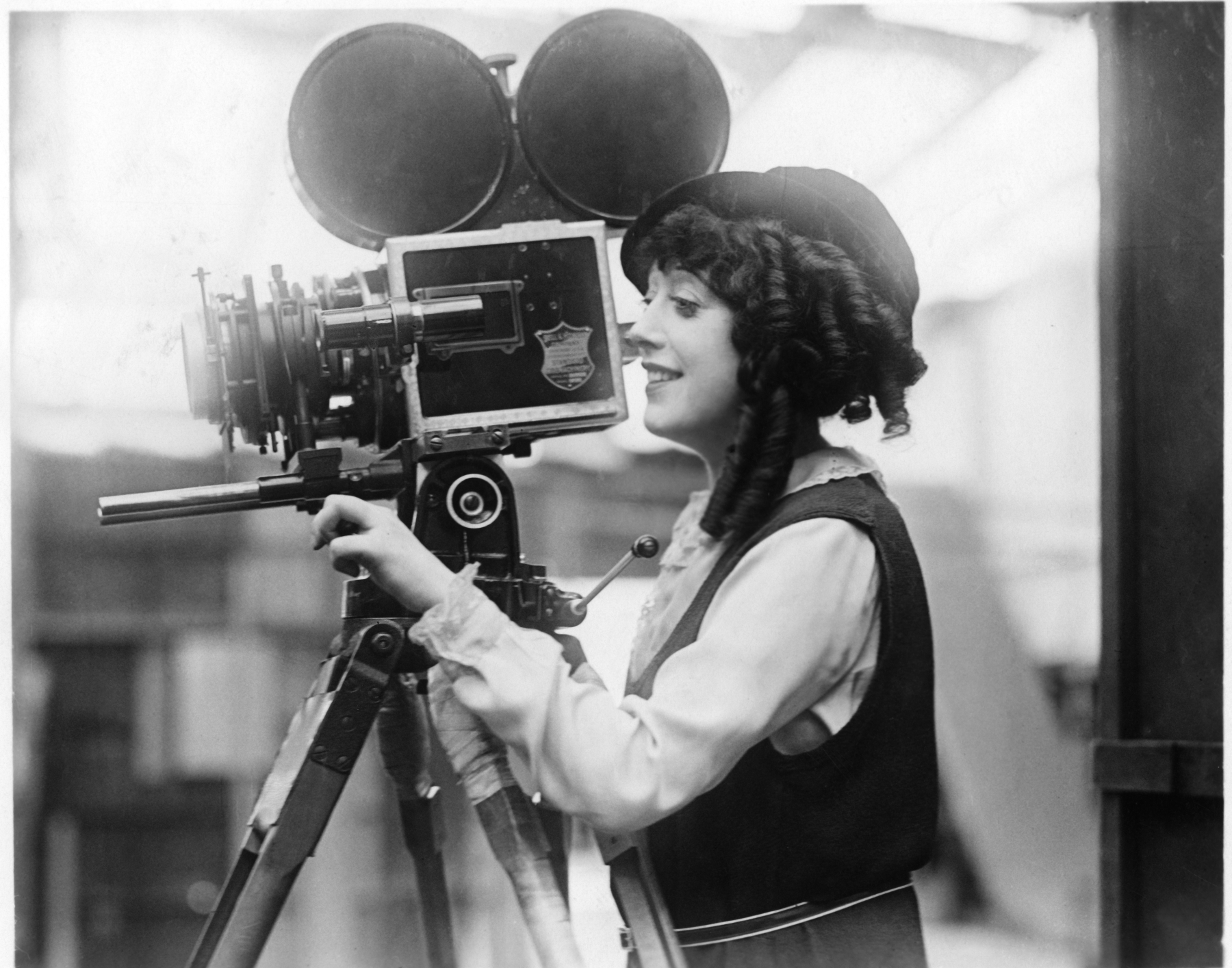 Mabel Normand behind the camera, 1916. Courtesy Margaret Herrick Library, Academy of Motion Picture Arts and Sciences.