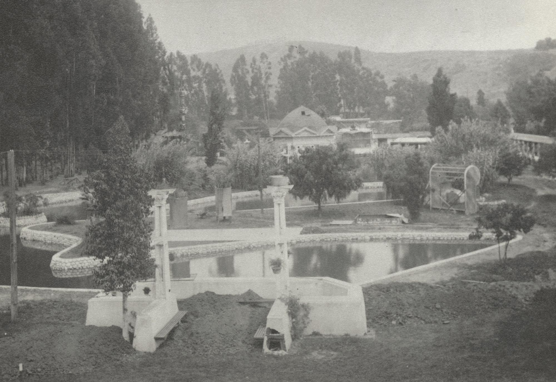 A view of the gardens and pond in the Selig Polyscope Co., ca. 1913, courtesy of Margaret Herrick Library, Academy of Motion Picture Arts and Sciences.
