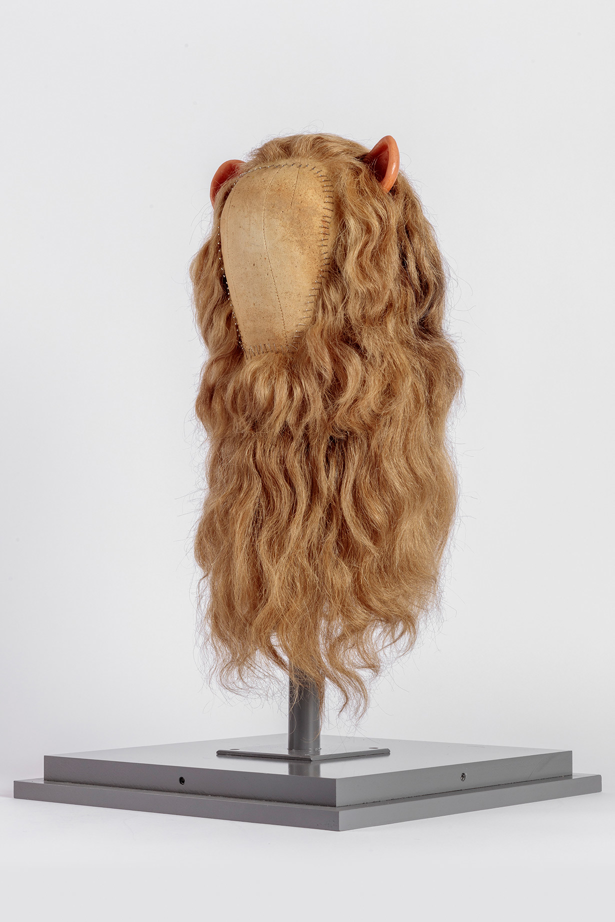 The Cowardly Lion's Mane worn by Bert Lahr in <i>The Wizard of Oz</i> (1939). Academy of Motion Picture Arts and Sciences, Margaret Herrick Library. Photo by Joshua White, JWPictures/©Academy Museum Foundation