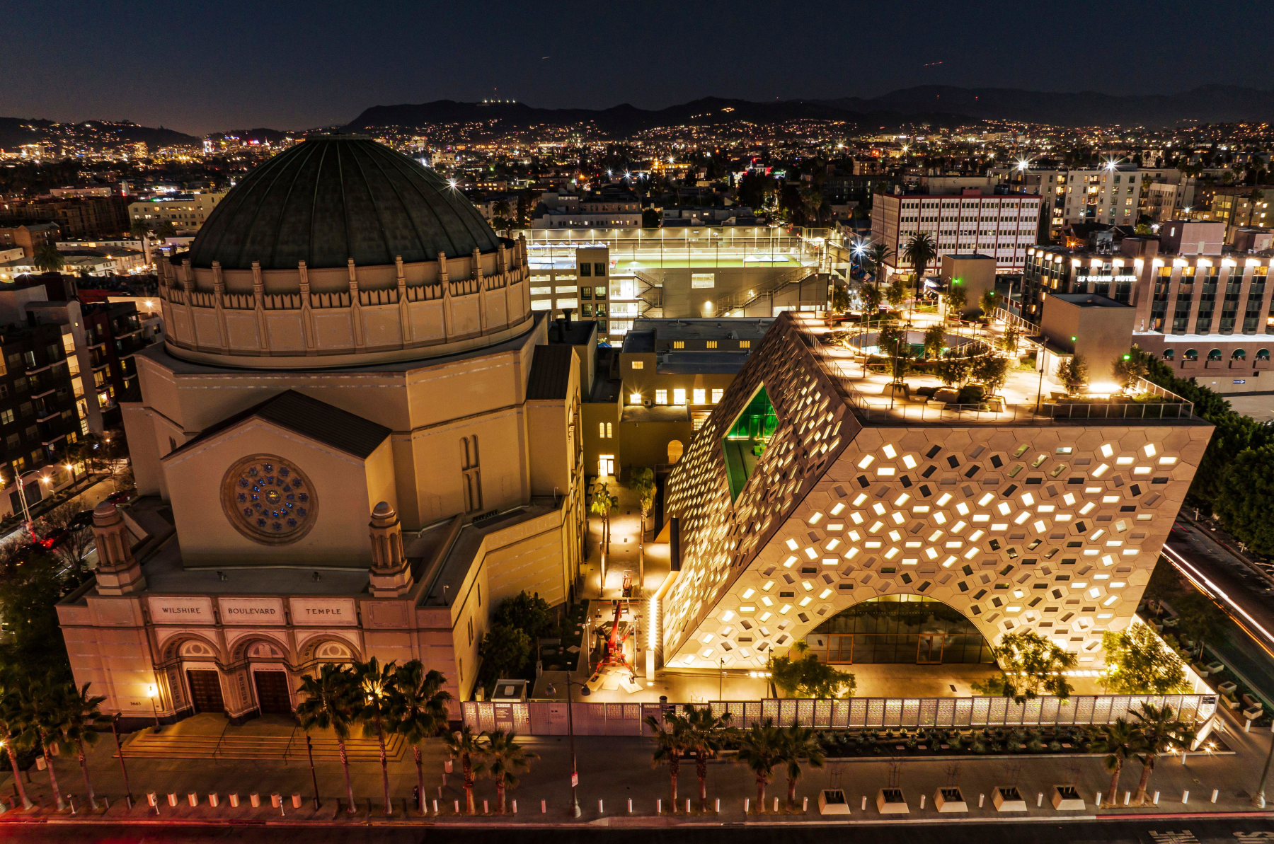 The Wilshire Boulevard Temple featuring the 2022 angular addition, the Audrey Irmas Pavilion designed by Shohei Shigematsu, photo by Ted Soqui, Sipa USA/Alamy Live News. 
