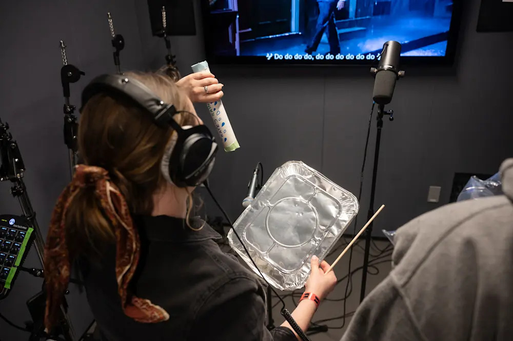 Dimensions of Sound in Movies: Foley