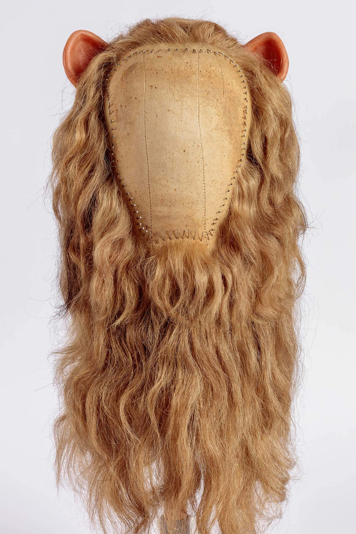 The Cowardly Lion's Mane worn by Bert Lahr in <i>The Wizard of Oz</i> (1939). Academy of Motion Picture Arts and Sciences, Margaret Herrick Library. Photo by Joshua White, JWPictures/©Academy Museum Foundation