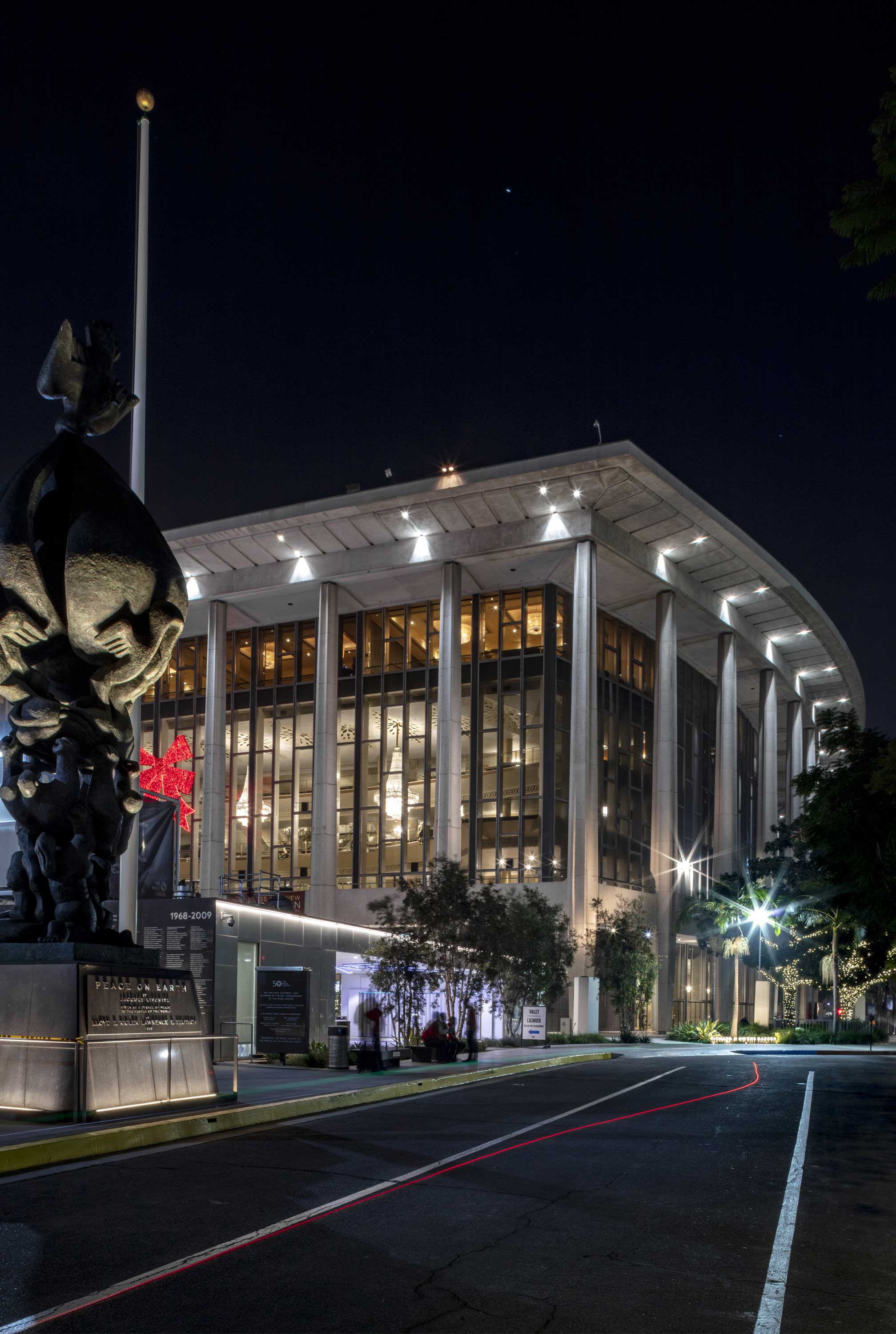 dorothy-chandler-pavilion