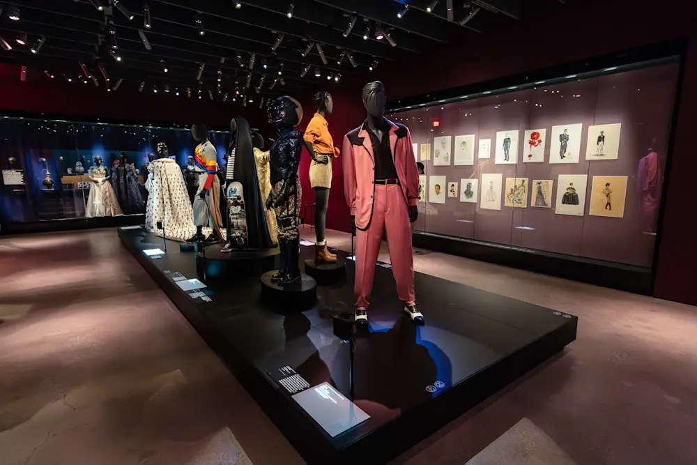 Gallery Spotlight: Music and Film with Paravi  
