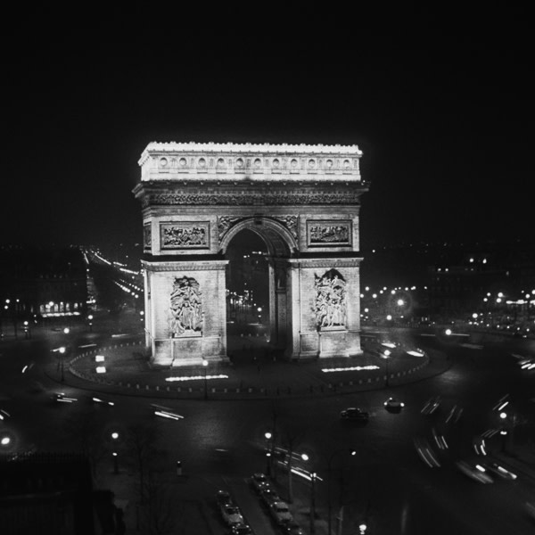 La Jetée with Statues Also Die