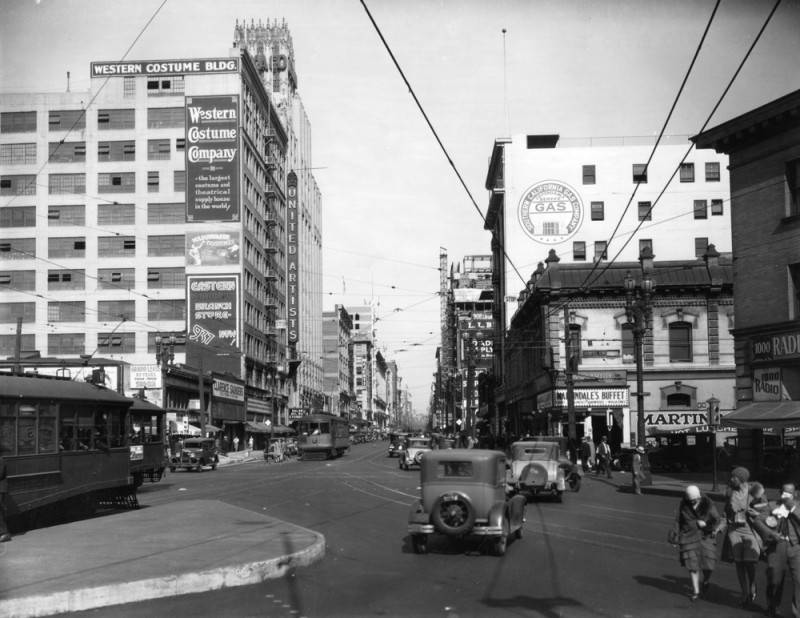 A view of Broadway looking north from 10th Street, with Western Costume Company at left, ca. 1925, Security Pacific National Bank Photo Collection, Los Angeles Public Library.
