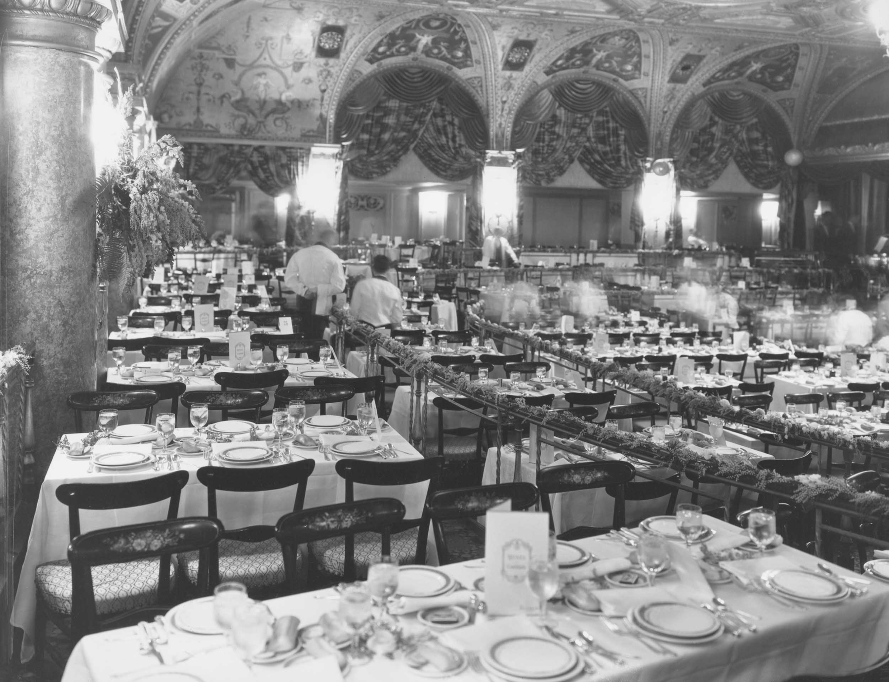 Interior of the Biltmore Bowl, set up for the 1934 Academy Awards banquet 

Courtesy of Margaret Herrick Library, Academy of Motion Picture Arts and Sciences 