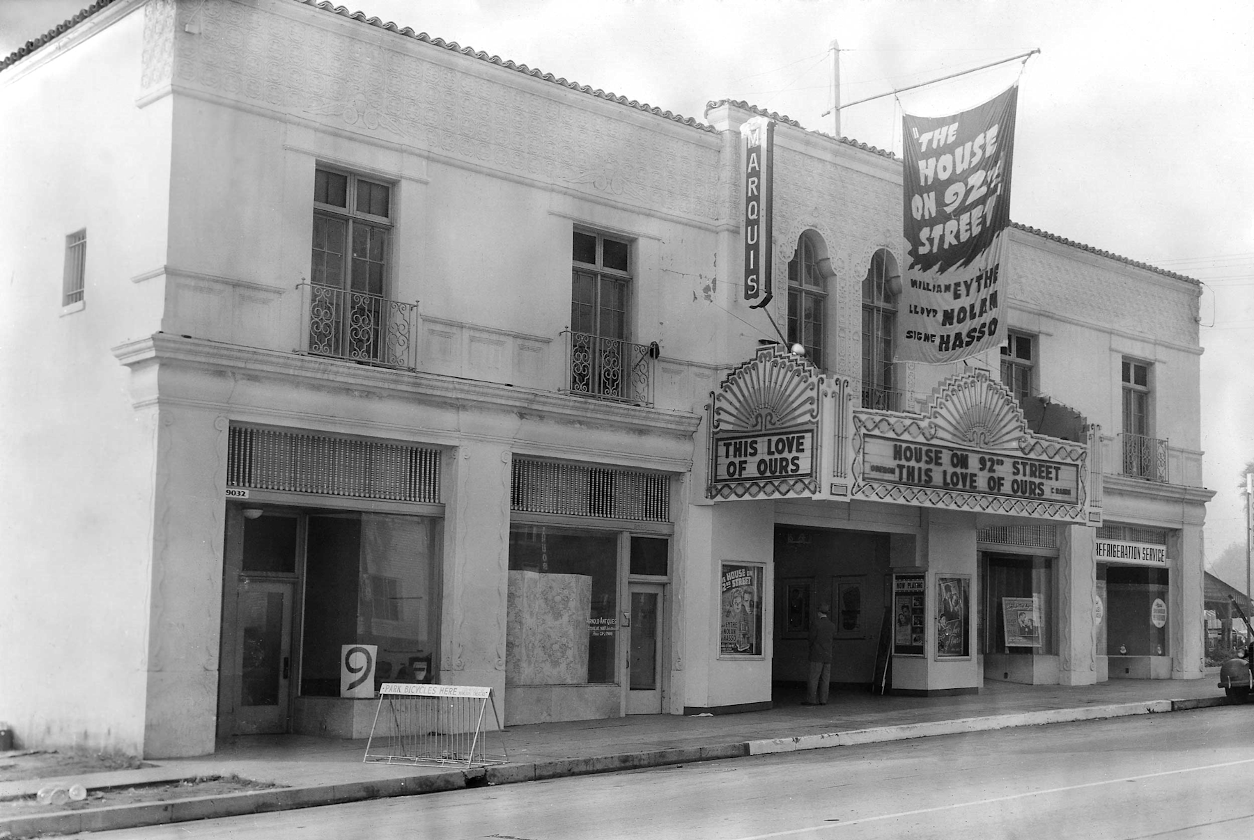 The Marquis Theatre in 1945, before becoming the Academy Awards Theatre 

Courtesy of AMPAS reference collection, Margaret Herrick Library, Academy of Motion Picture Arts and Sciences 