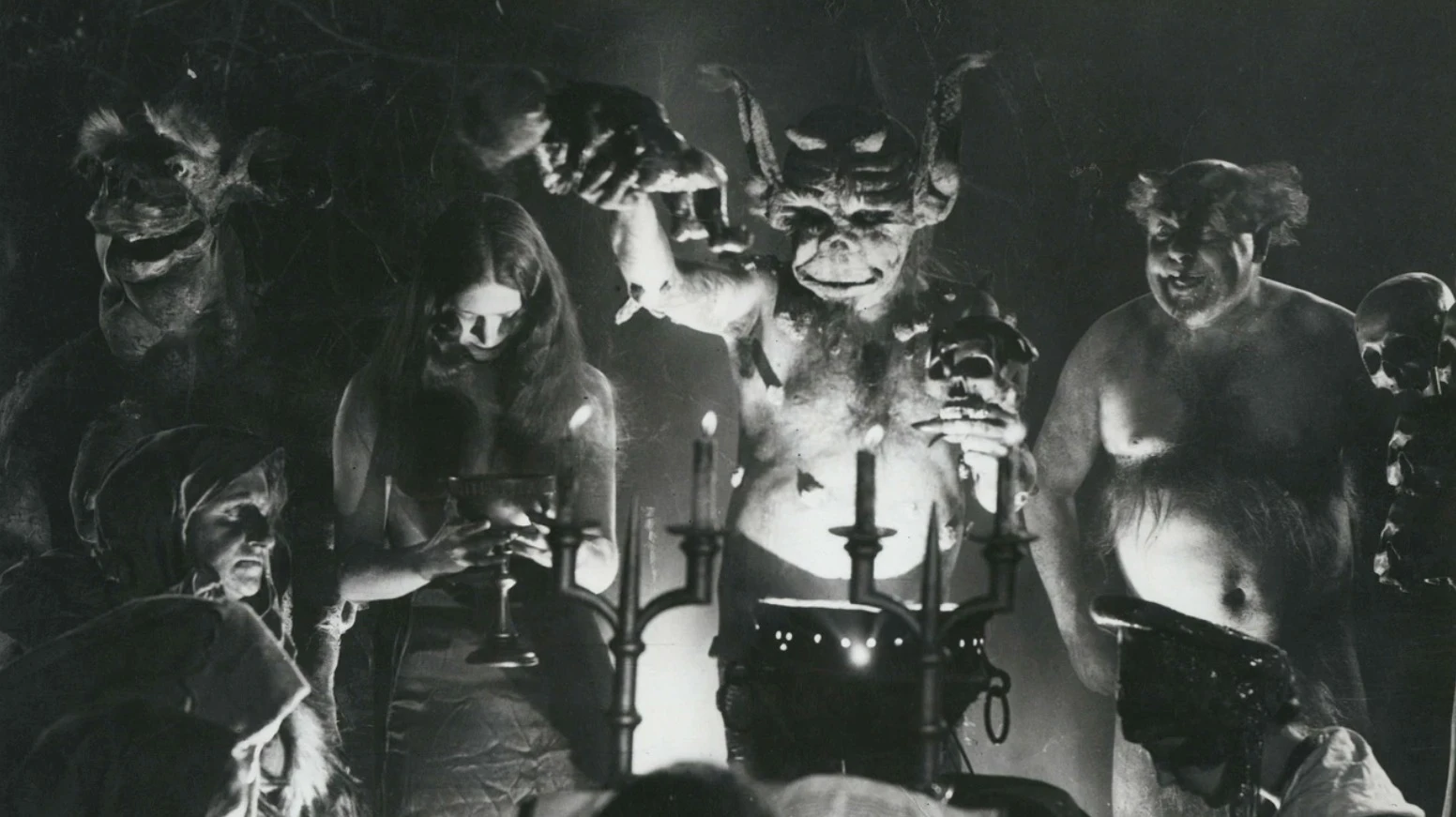 Häxan with live DJ set by Kris Esfandiari