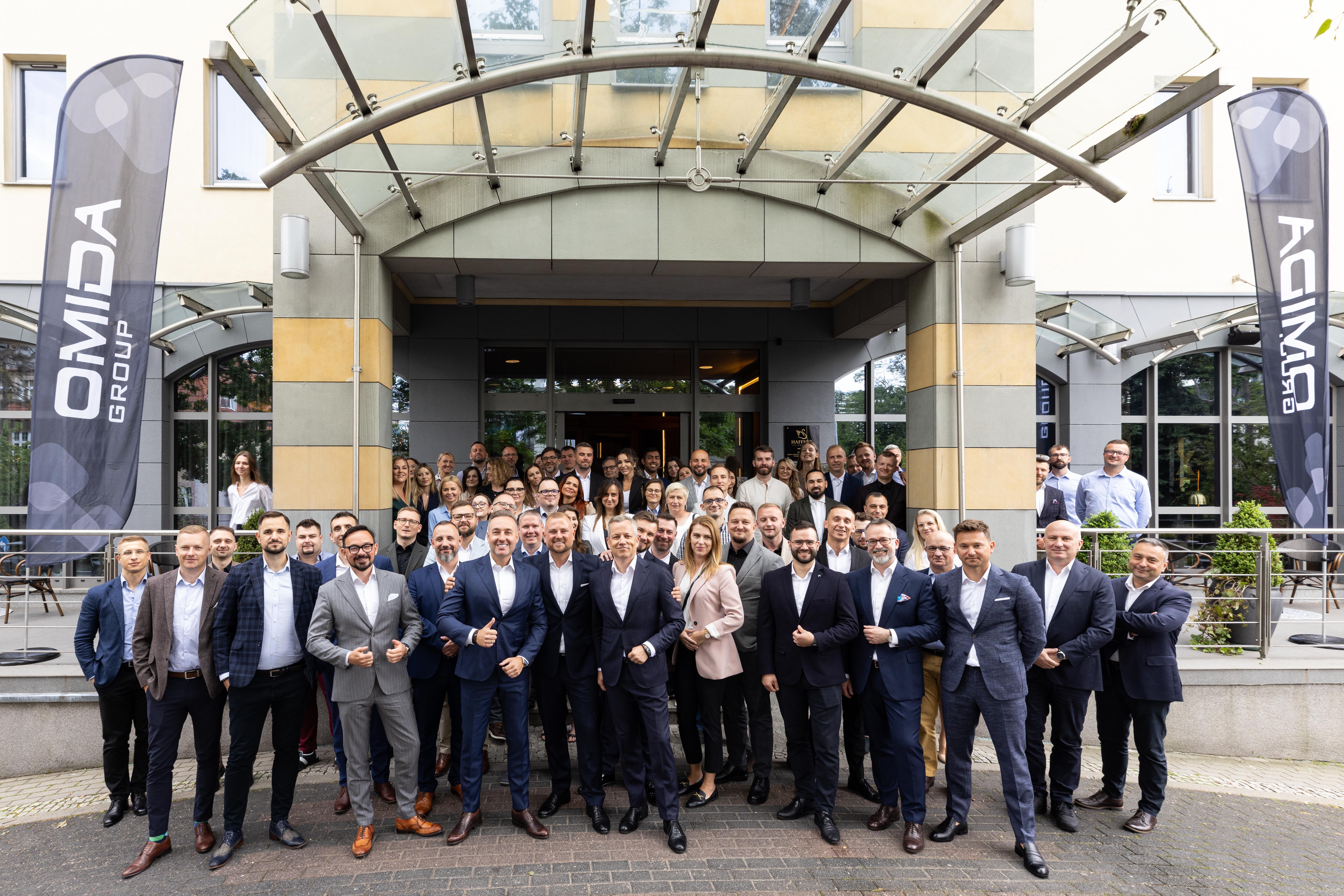 Managers' Convention | Omida VLS