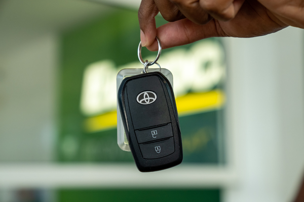 porte cles europcar guadeloupe location de voiture