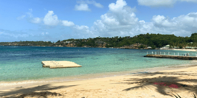plage de la caravelle location voiture guadeloupe 400x200 credit cbe europcar
