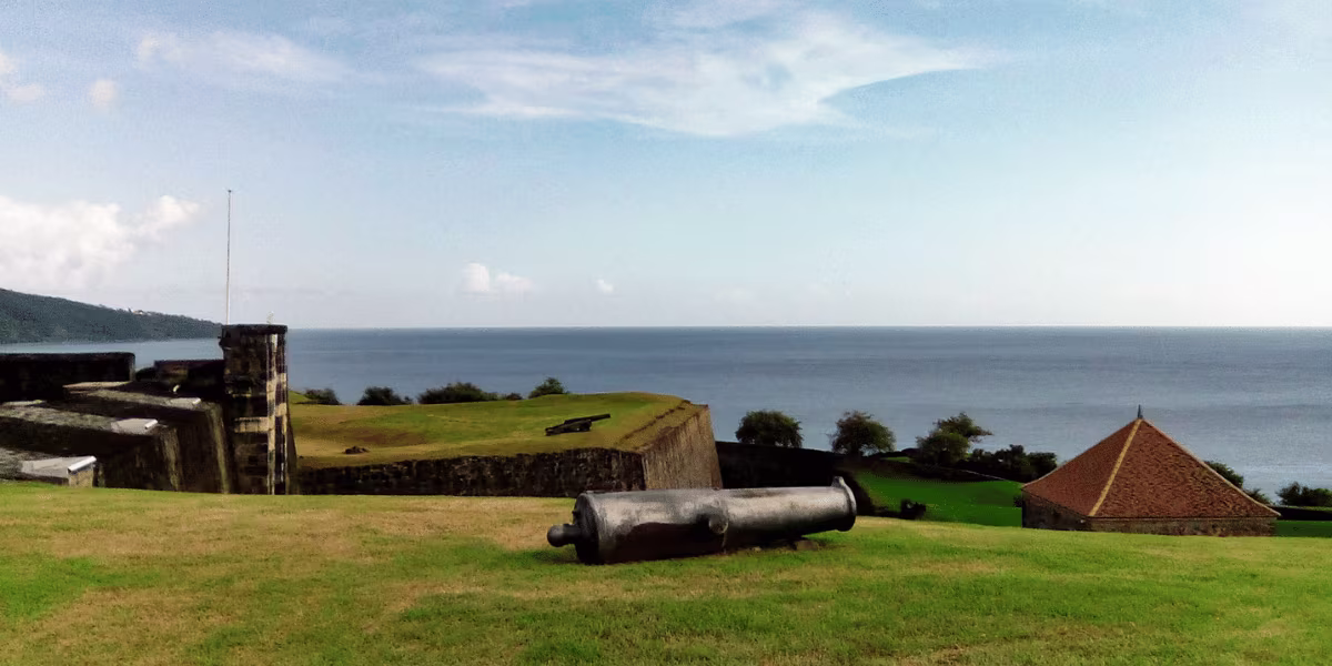 fort delgres europcar guadeloupe