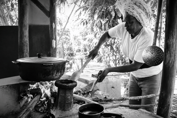 Cuisine traditionnelle au « foyé di fé »