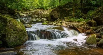 waterfall europcar guadeloupe