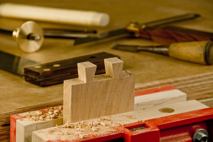 The Best Dovetail Jigs to Create Strong And Robust Interlocking Dovetail Joints