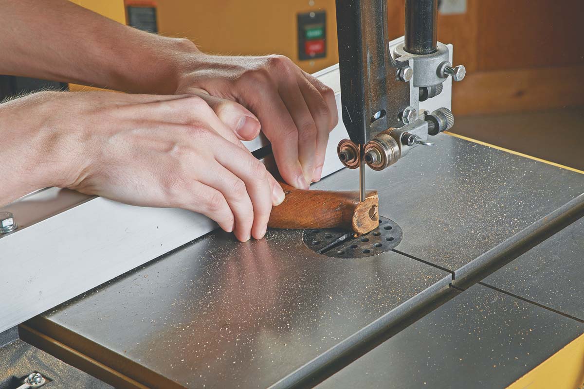 cutting saw horn at band saw