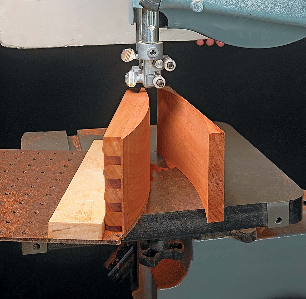 image of radius band saw jig from the side
