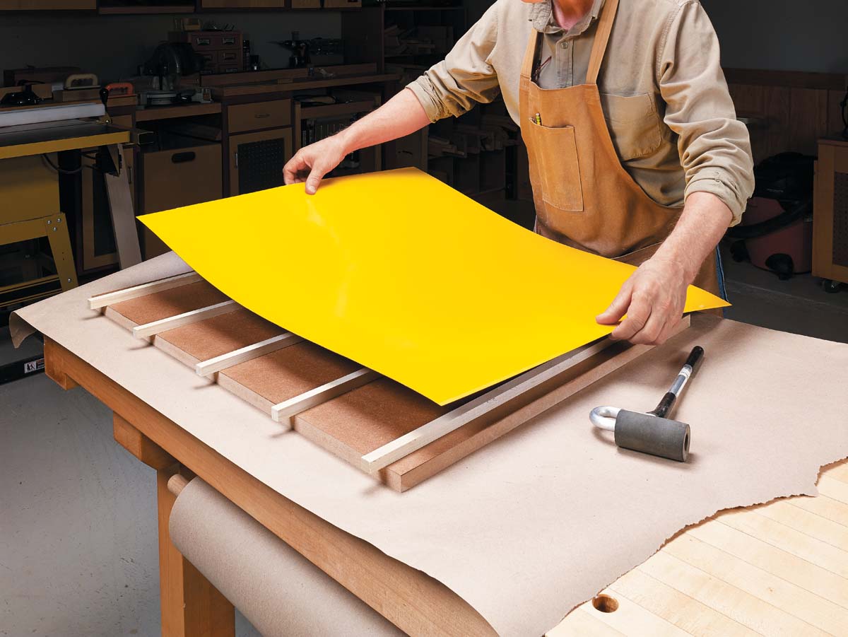How to Work with Plastic Laminate: Cutting, Gluing & Trimming Tips