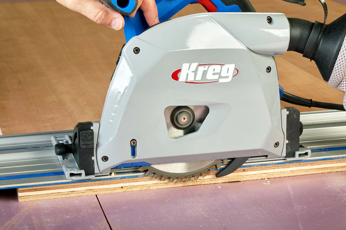 close up of kreg track saw riving knife