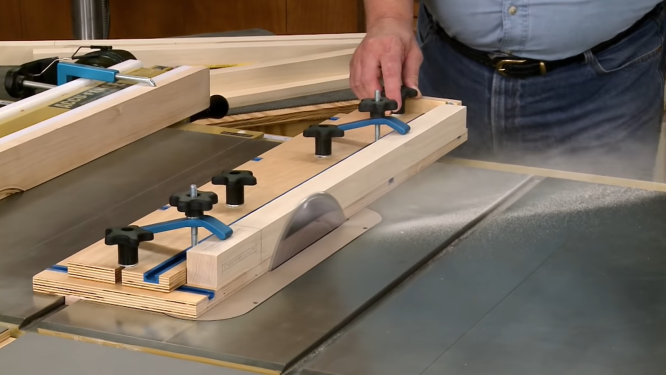 Easy-To-Build Table Saw Taper Jig