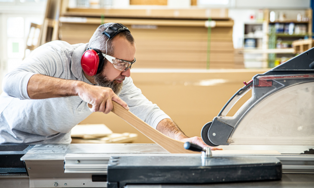 The Ultimate Guide To Using a Table Saw for Your Projects