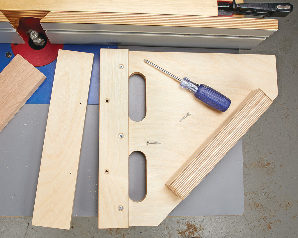 CleanCut Woodworking Router Sled Review —