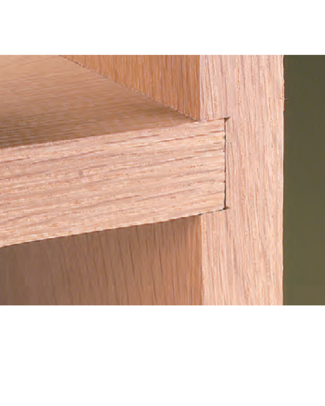 Image of cabinet shelf corner with gap between shelf and side