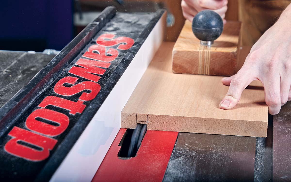 cutting wide grooves on table saw with wider push block